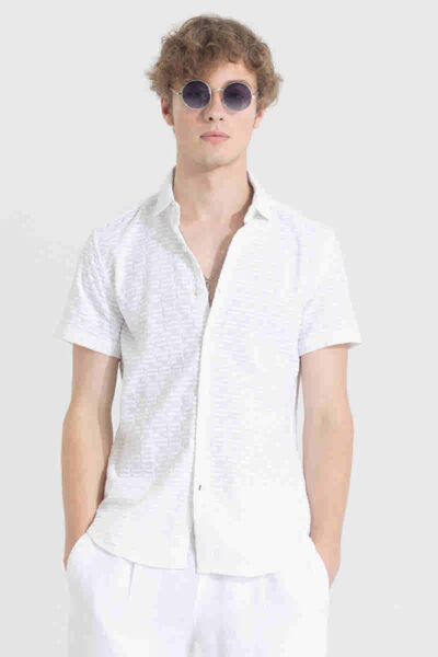 Two line white embroidery shirt