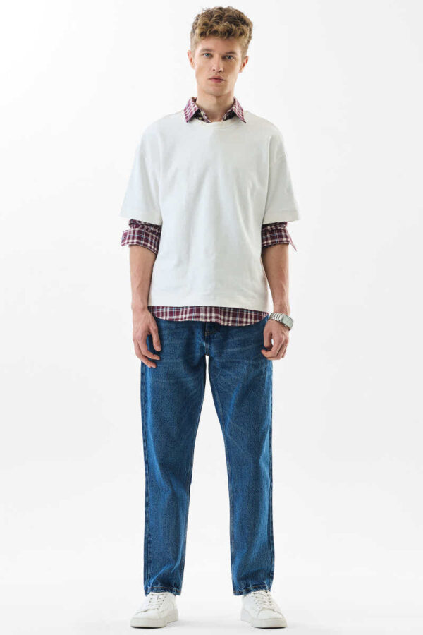Relaxed Fit Mid Rise Blue Jeans